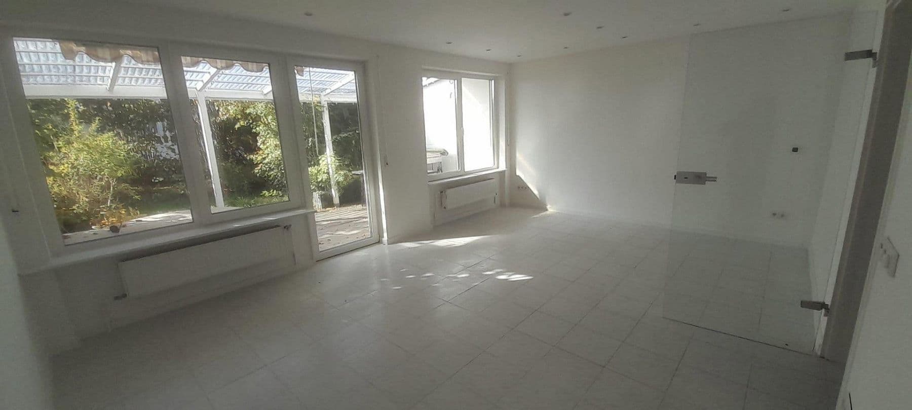 Prodej domu 133 m², pozemek 149 m², Westerfelder Ring 13, Wörth, Bavorsko Prodej domu 133 m², pozemek 149 m², Westerfelder Ring 13, Wörth, Bavorsko