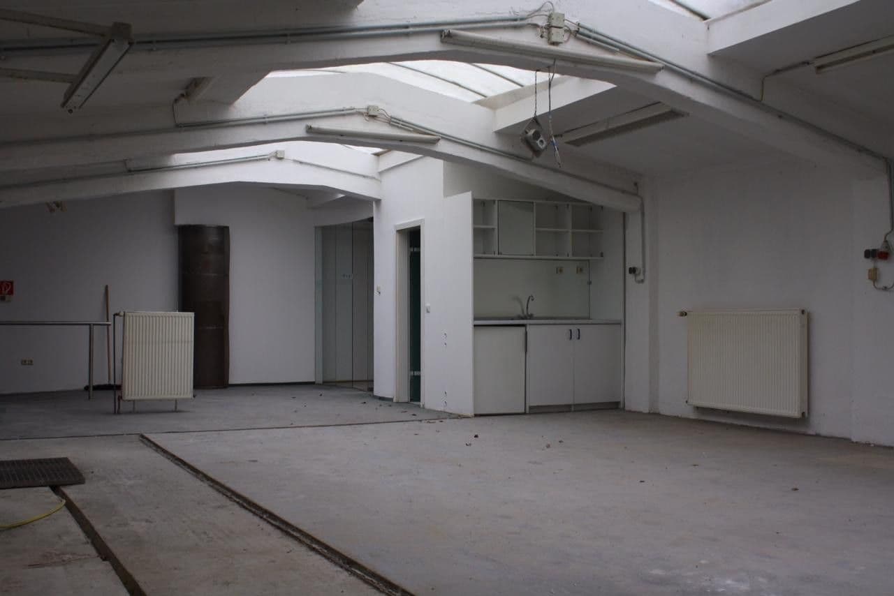Pronájem nebytového prostoru 133 m², Dürerstr.3, Essen, Severní Porýní-Vestfálsko Pronájem nebytového prostoru 133 m², Dürerstr.3, Essen, Severní Porýní-Vestfálsko