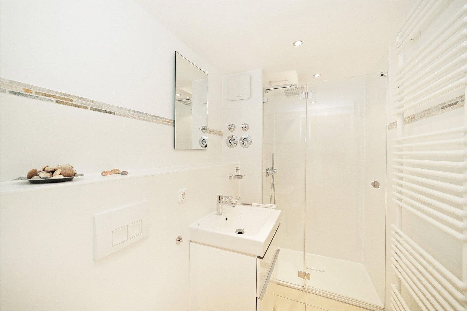 Prodej bytu 4+1 95 m², Federseestraße 13a, München, Bavorsko Prodej bytu 4+1 95 m², Federseestraße 13a, München, Bavorsko