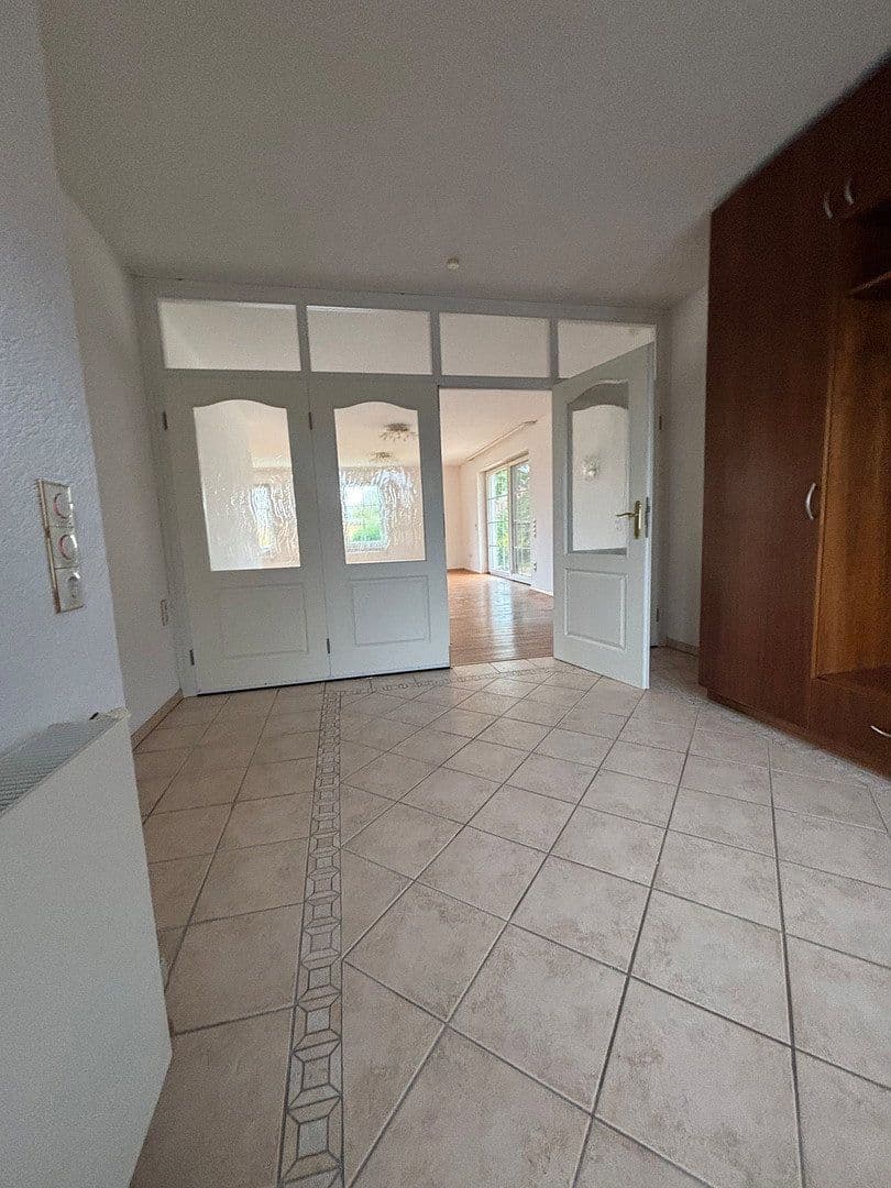 Prodej domu 190 m², pozemek 1.200 m², Frellstedt, Dolní Sasko Prodej domu 190 m², pozemek 1.200 m², Frellstedt, Dolní Sasko