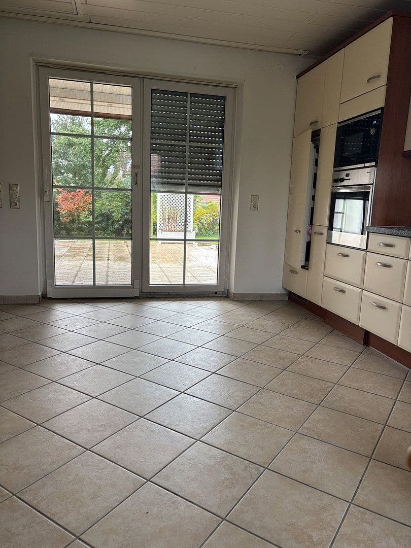 Prodej domu 190 m², pozemek 1.200 m², Frellstedt, Dolní Sasko Prodej domu 190 m², pozemek 1.200 m², Frellstedt, Dolní Sasko