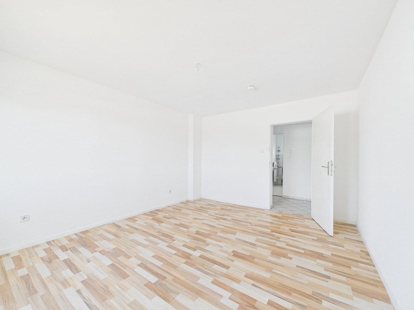 Prodej bytu 3+1 60 m², Bochum, Severní Porýní-Vestfálsko Prodej bytu 3+1 60 m², Bochum, Severní Porýní-Vestfálsko