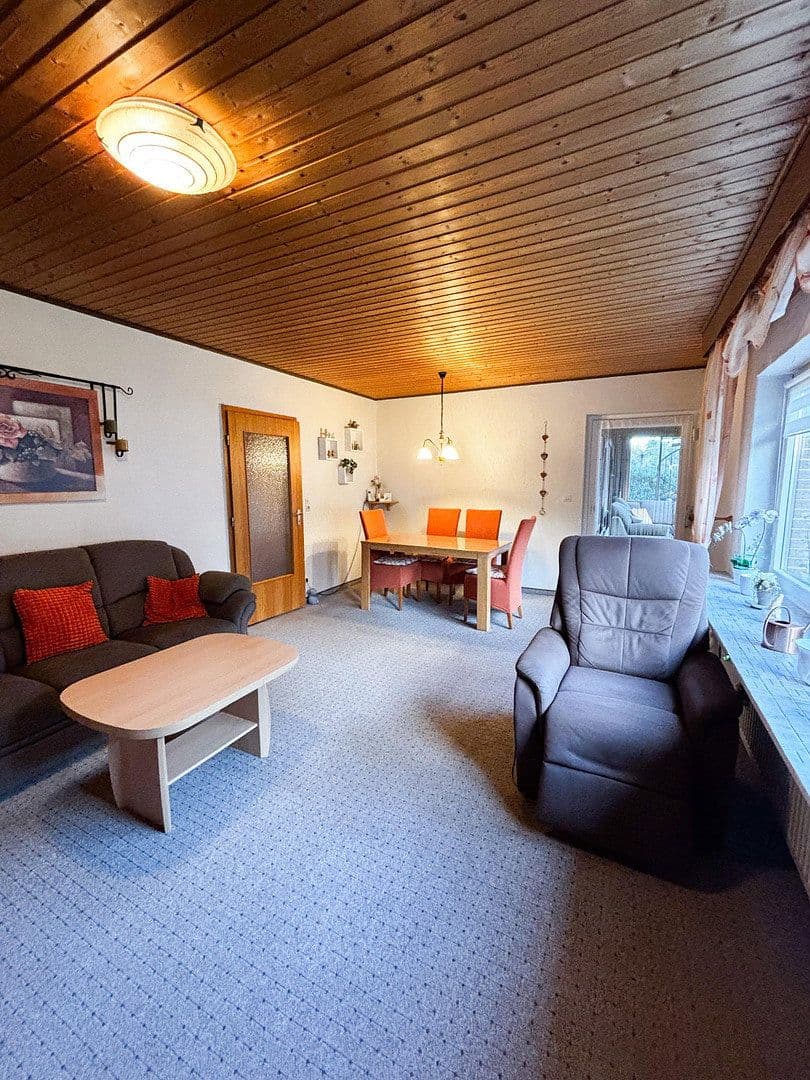 Prodej domu 207 m², pozemek 875 m², Burweg, Dolní Sasko Prodej domu 207 m², pozemek 875 m², Burweg, Dolní Sasko