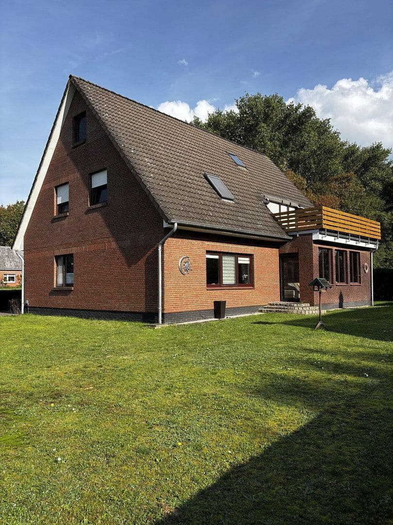 Prodej domu 207 m², pozemek 875 m², Burweg, Dolní Sasko Prodej domu 207 m², pozemek 875 m², Burweg, Dolní Sasko