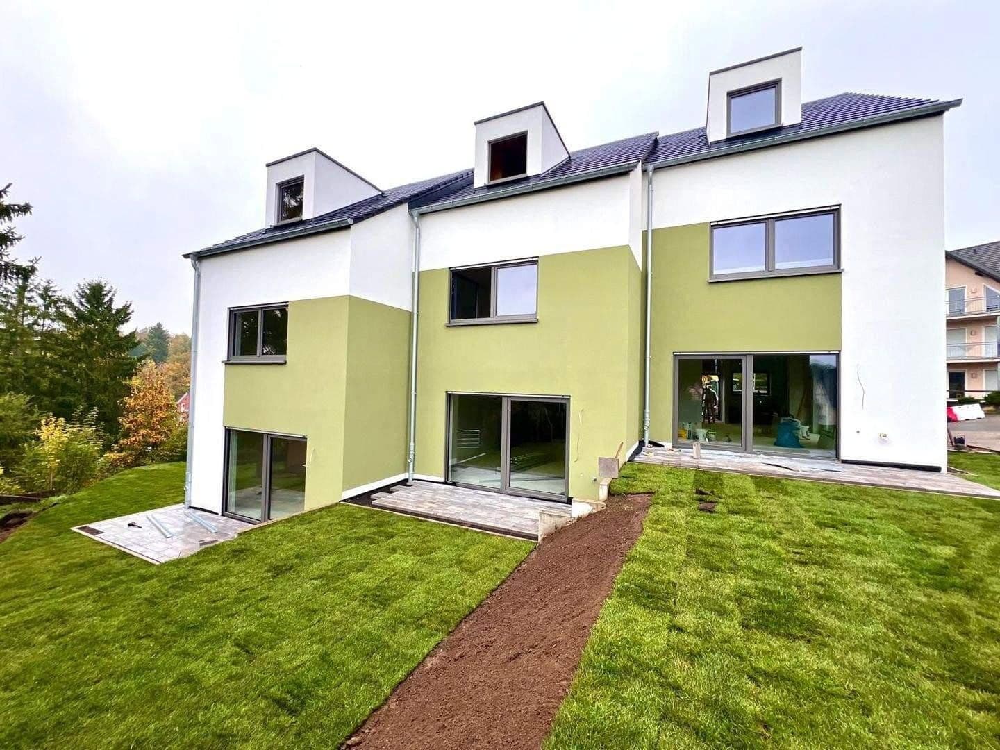 Pronájem domu 120 m², pozemek 355 m², Eisensteinfeld 6, Katzenelnbogen, Porýní-Falc Pronájem domu 120 m², pozemek 355 m², Eisensteinfeld 6, Katzenelnbogen, Porýní-Falc