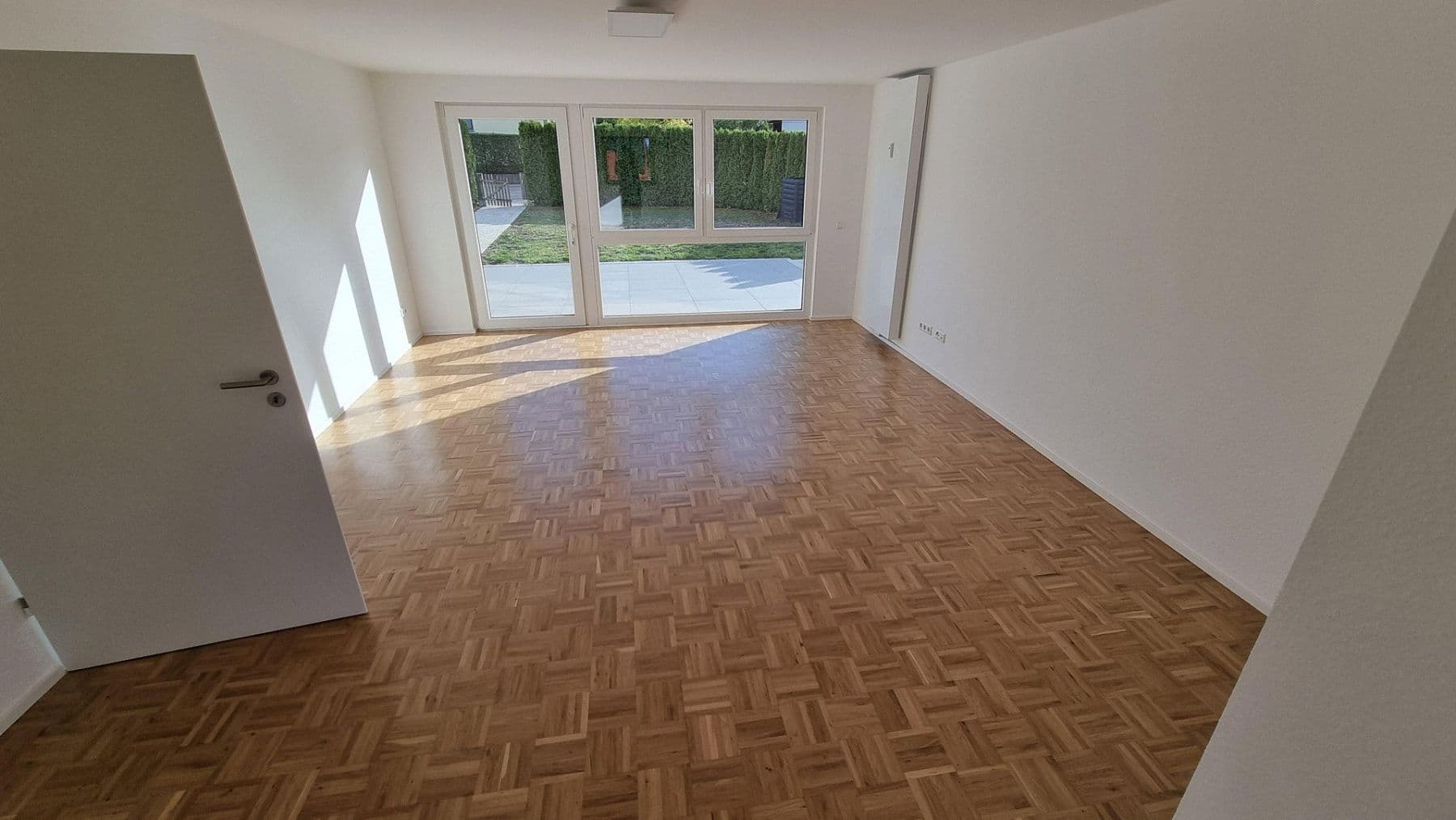 Pronájem bytu 3+1 101 m², Konrad-Adenauer-Straße 3, Rottenburg am Neckar, Bádensko-Württembersko Pronájem bytu 3+1 101 m², Konrad-Adenauer-Straße 3, Rottenburg am Neckar, Bádensko-Württembersko