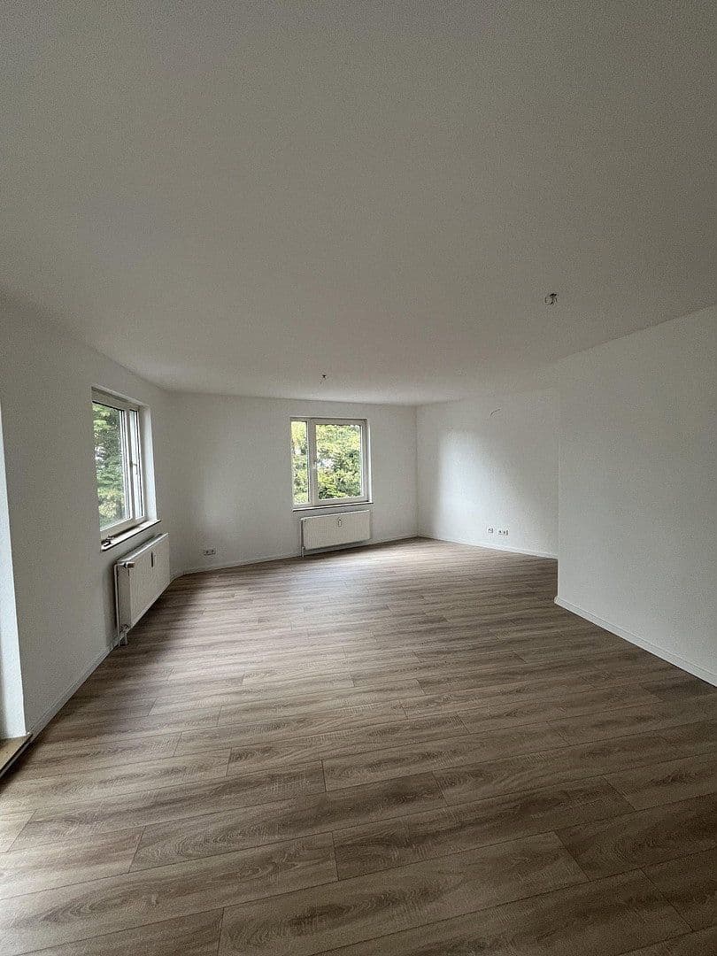 Pronájem bytu 3+1 79 m², Wuppertal, Severní Porýní-Vestfálsko Pronájem bytu 3+1 79 m², Wuppertal, Severní Porýní-Vestfálsko