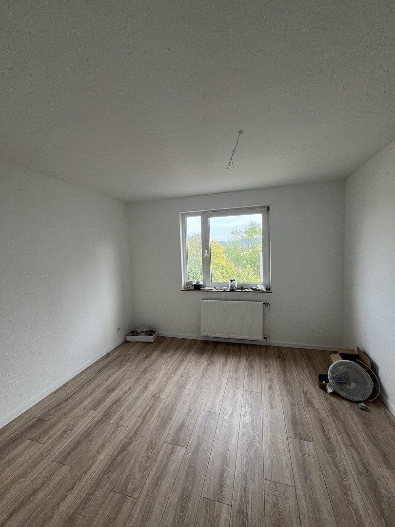 Pronájem bytu 2+1 56 m², Wuppertal, Severní Porýní-Vestfálsko Pronájem bytu 2+1 56 m², Wuppertal, Severní Porýní-Vestfálsko