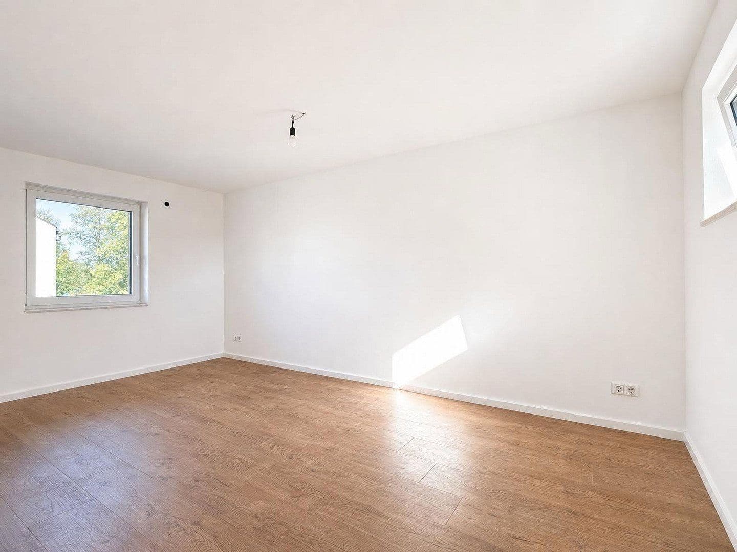 Pronájem bytu 5+1 115 m², Ergolding, Bavorsko Pronájem bytu 5+1 115 m², Ergolding, Bavorsko