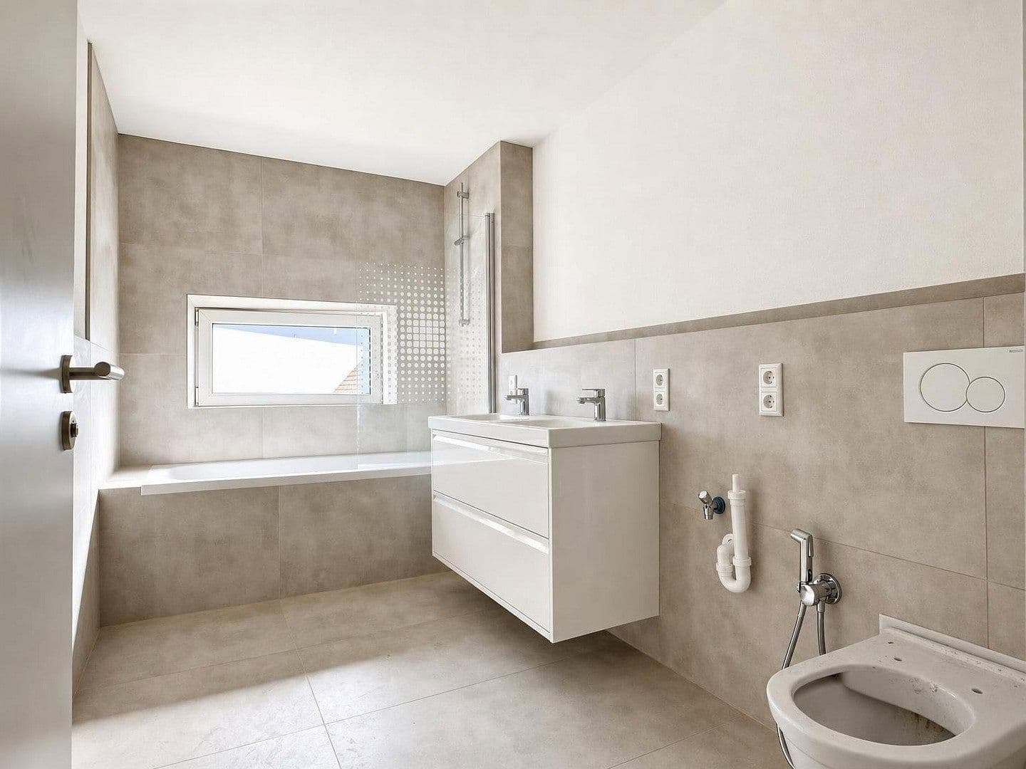 Pronájem bytu 5+1 115 m², Ergolding, Bavorsko Pronájem bytu 5+1 115 m², Ergolding, Bavorsko