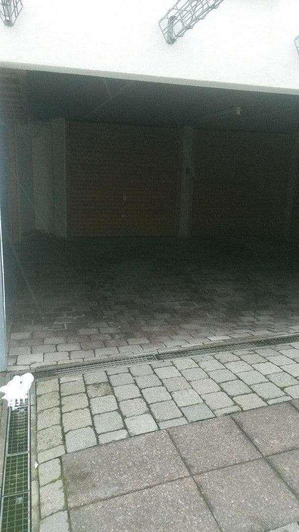 Pronájem garáže, Sebastian-Lotzer-Straße 16, Böblingen, Bádensko-Württembersko Pronájem garáže, Sebastian-Lotzer-Straße 16, Böblingen, Bádensko-Württembersko
