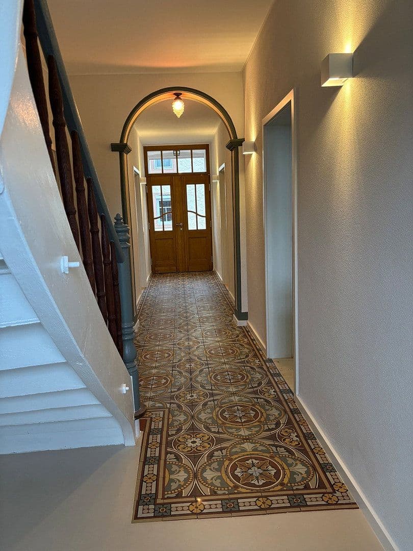 Pronájem bytu 5+kk 146 m², Moselstraße 6, Osann-Monzel, Porýní-Falc Pronájem bytu 5+kk 146 m², Moselstraße 6, Osann-Monzel, Porýní-Falc
