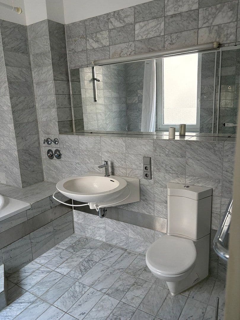Prodej bytu 4+1 120 m², Karlsruhe, Bádensko-Württembersko Prodej bytu 4+1 120 m², Karlsruhe, Bádensko-Württembersko