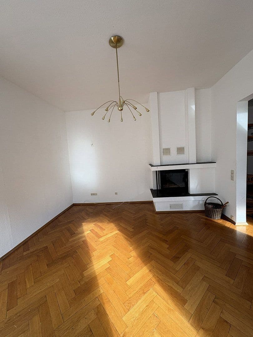 Prodej bytu 4+1 120 m², Karlsruhe, Bádensko-Württembersko Prodej bytu 4+1 120 m², Karlsruhe, Bádensko-Württembersko