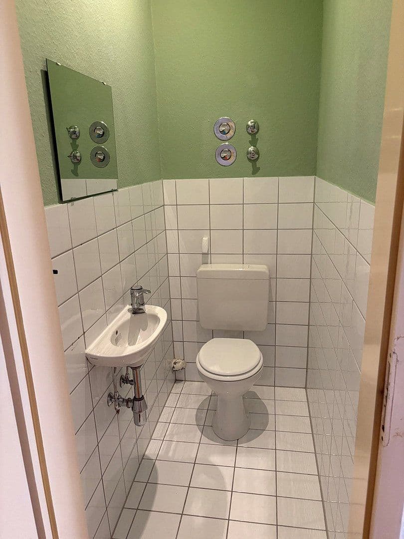 Prodej bytu 4+1 120 m², Karlsruhe, Bádensko-Württembersko Prodej bytu 4+1 120 m², Karlsruhe, Bádensko-Württembersko