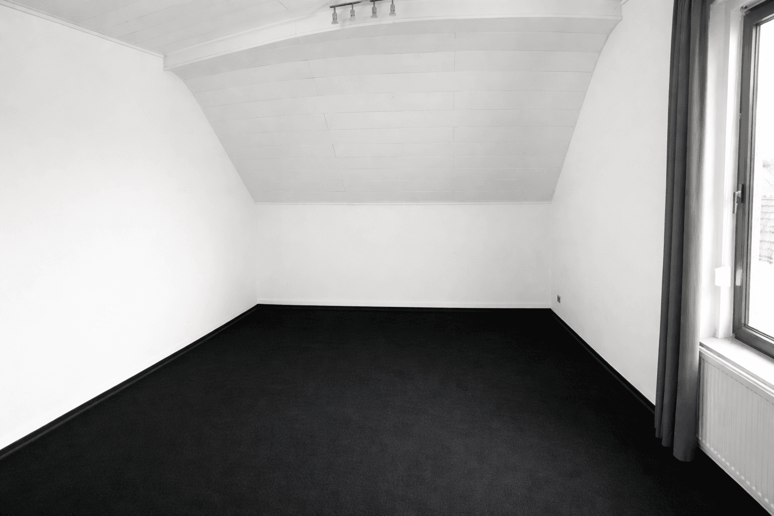 Pronájem bytu 3+1 110 m², Neckarstr.6, Mönchengladbach, Severní Porýní-Vestfálsko Pronájem bytu 3+1 110 m², Neckarstr.6, Mönchengladbach, Severní Porýní-Vestfálsko