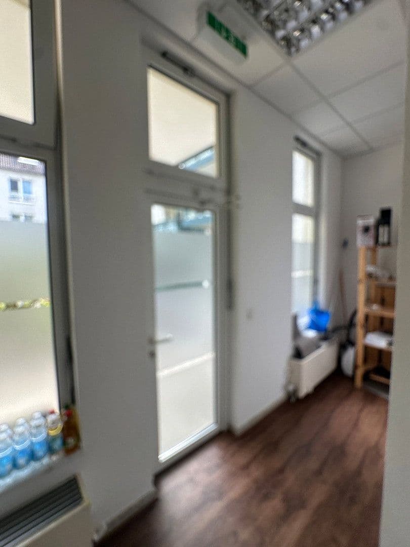 Pronájem nebytového prostoru 90 m², Alte Heerstr. 16, Kaarst, Severní Porýní-Vestfálsko Pronájem nebytového prostoru 90 m², Alte Heerstr. 16, Kaarst, Severní Porýní-Vestfálsko