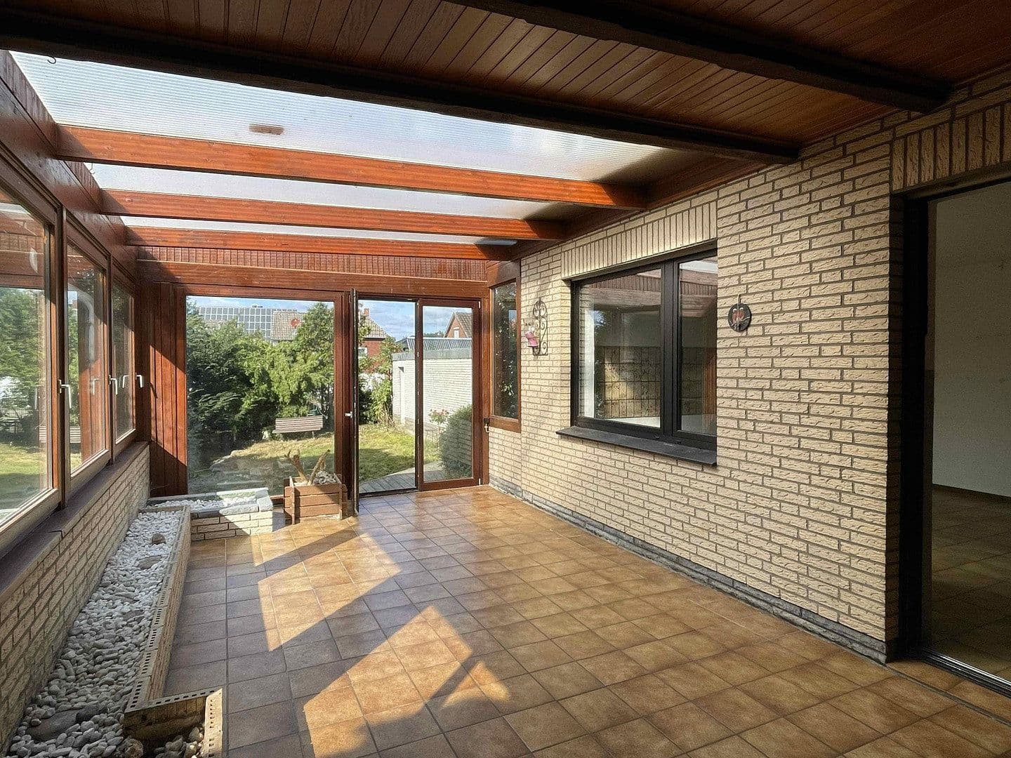 Prodej domu 199 m², pozemek 660 m², Lehrte, Dolní Sasko Prodej domu 199 m², pozemek 660 m², Lehrte, Dolní Sasko