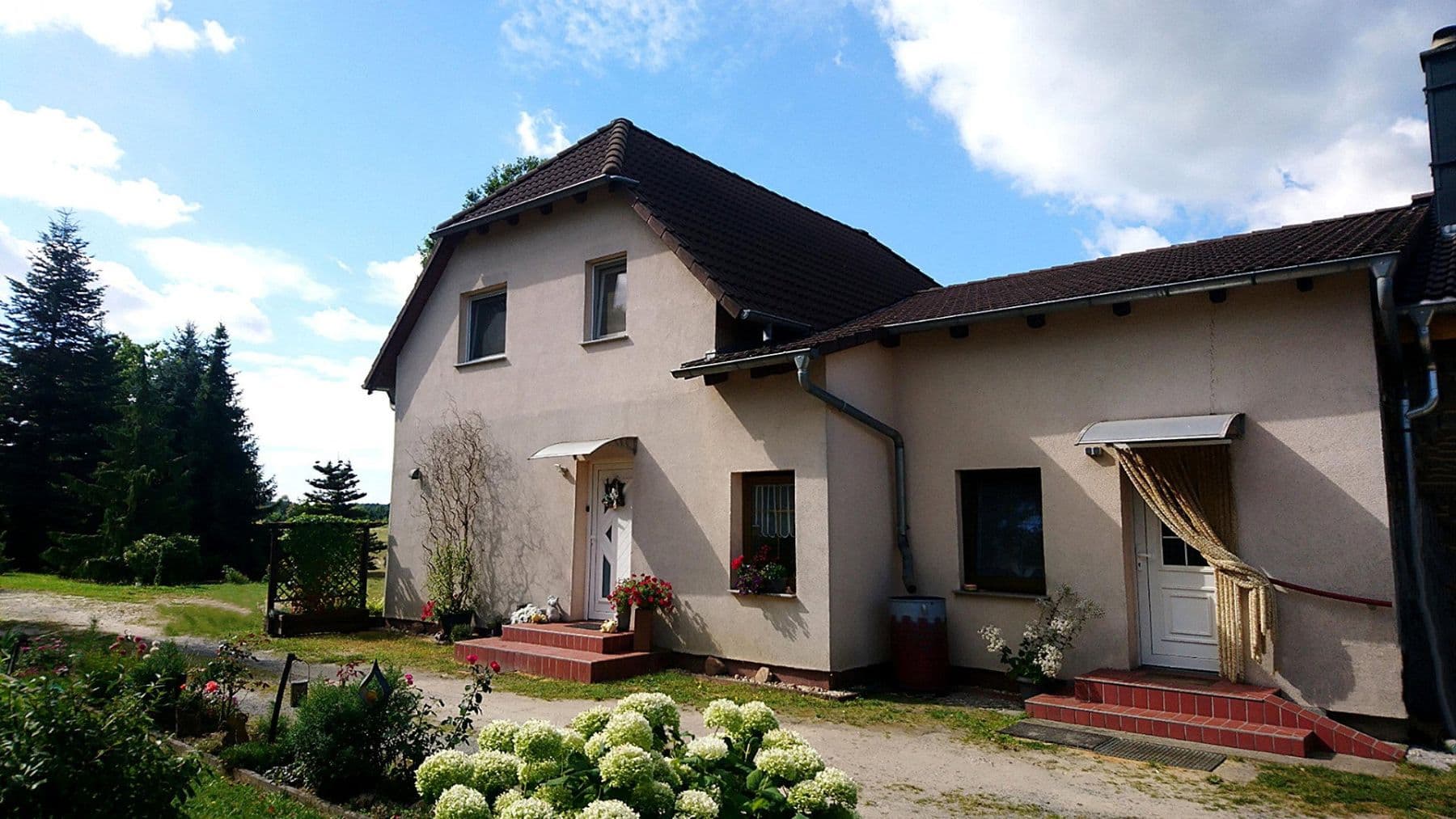 Prodej domu 167 m², pozemek 4.122 m², Schleife - Slepo, Sasko Prodej domu 167 m², pozemek 4.122 m², Schleife - Slepo, Sasko