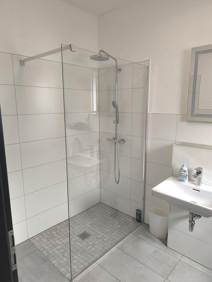 Prodej nebytového prostoru 1.180 m², Im Riemen 50, Babenhausen, Hessen Prodej nebytového prostoru 1.180 m², Im Riemen 50, Babenhausen, Hessen