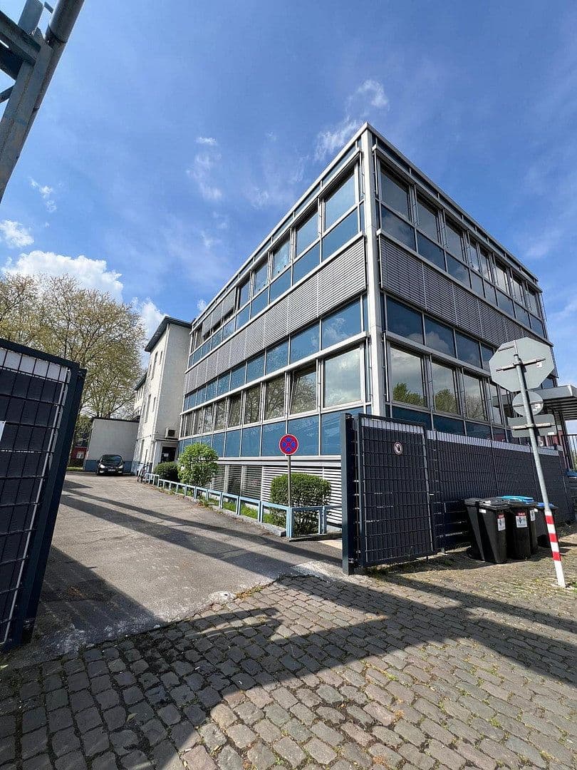 Pronájem kanceláře 600 m², Magdeburgerstrasse 37, Gelsenkirchen, Severní Porýní-Vestfálsko Pronájem kanceláře 600 m², Magdeburgerstrasse 37, Gelsenkirchen, Severní Porýní-Vestfálsko