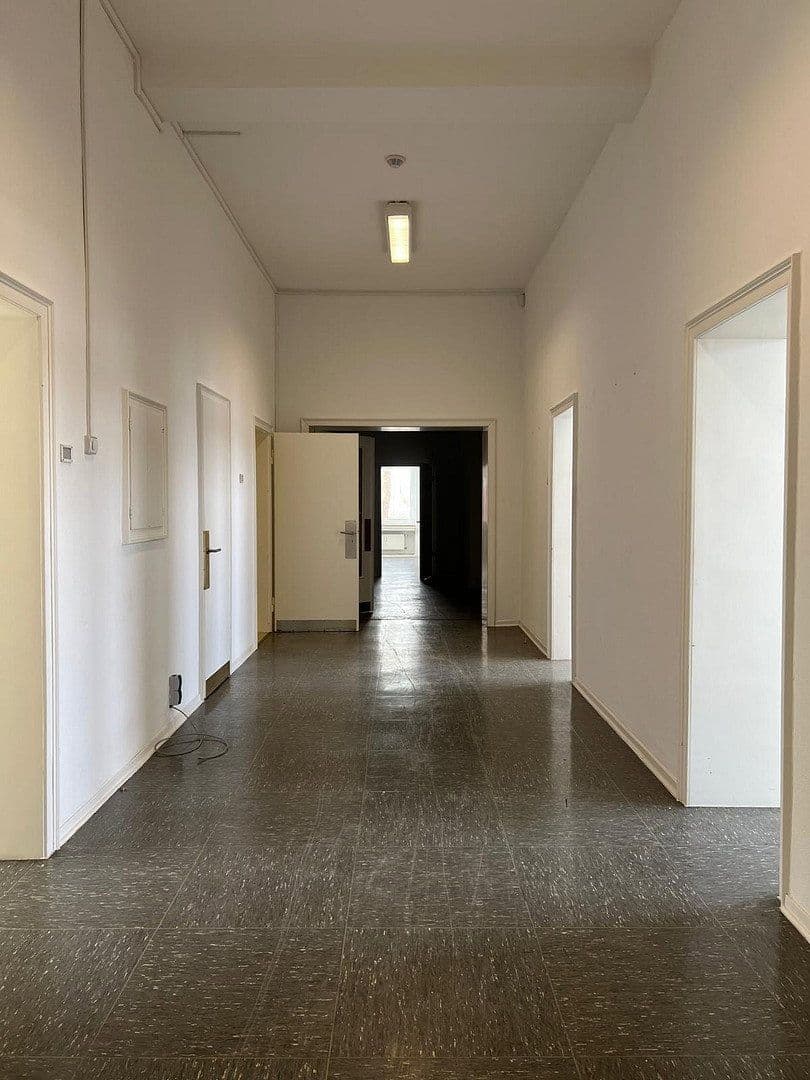 Pronájem kanceláře 600 m², Magdeburgerstrasse 37, Gelsenkirchen, Severní Porýní-Vestfálsko Pronájem kanceláře 600 m², Magdeburgerstrasse 37, Gelsenkirchen, Severní Porýní-Vestfálsko
