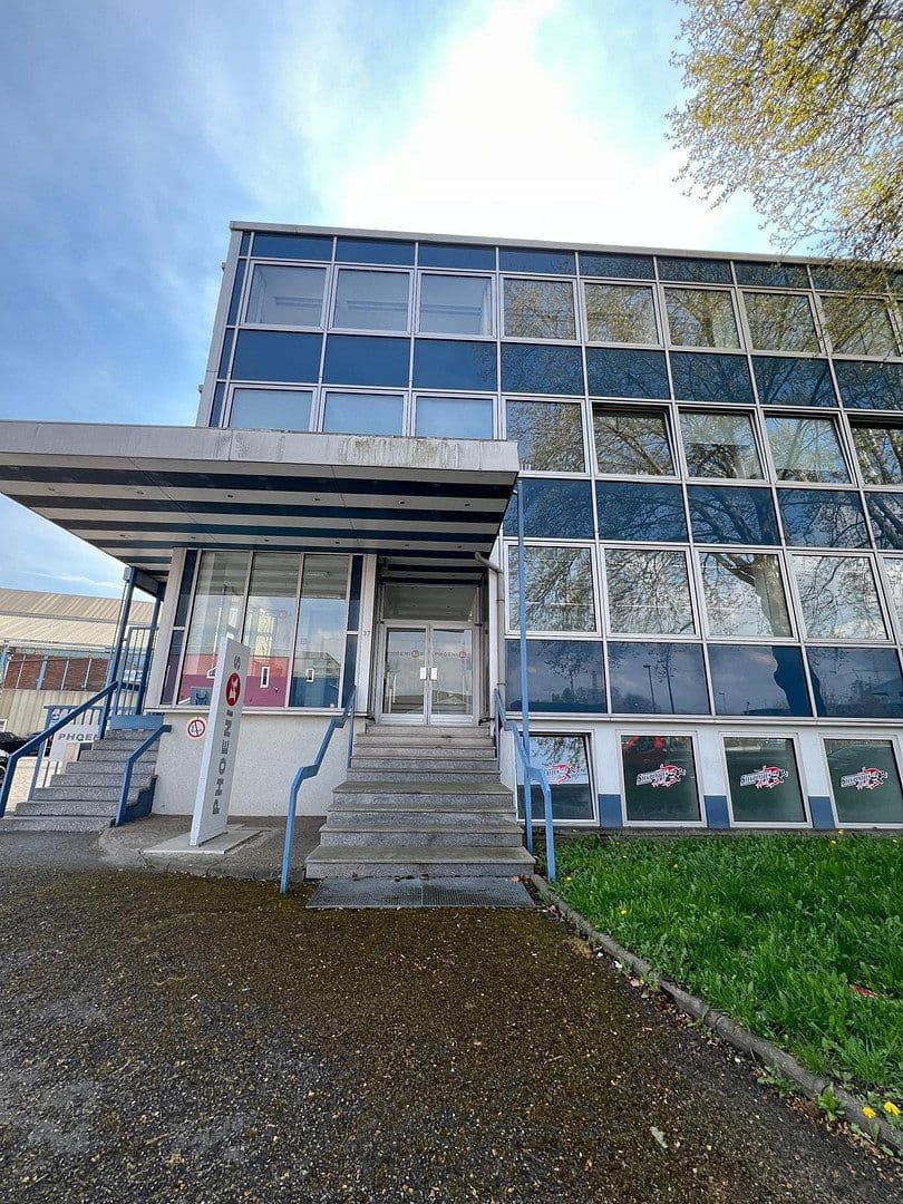 Pronájem kanceláře 600 m², Magdeburgerstrasse 37, Gelsenkirchen, Severní Porýní-Vestfálsko Pronájem kanceláře 600 m², Magdeburgerstrasse 37, Gelsenkirchen, Severní Porýní-Vestfálsko