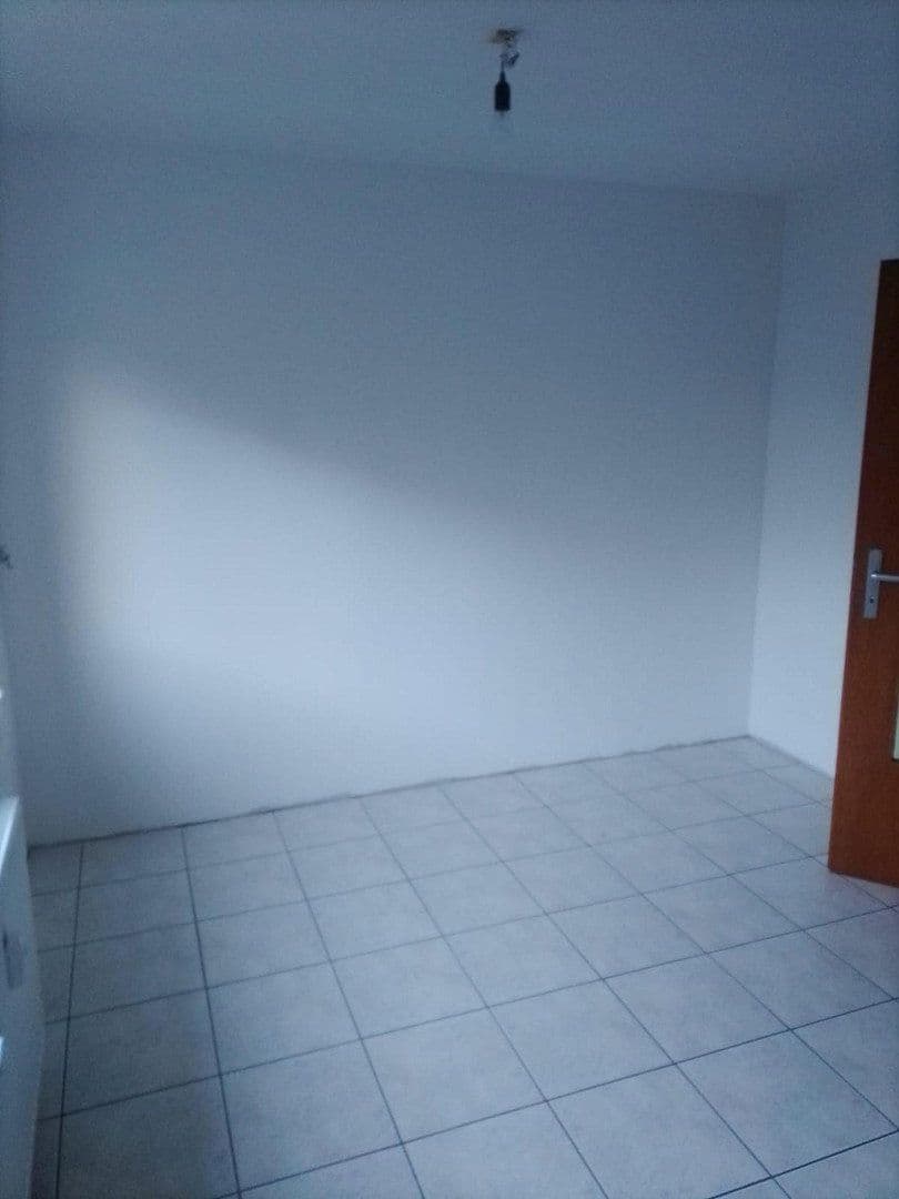 Pronájem bytu 2+1 57 m², Sinntal, Hessen Pronájem bytu 2+1 57 m², Sinntal, Hessen