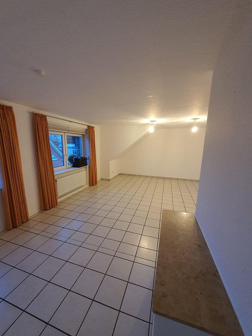 Pronájem bytu 4+1 103 m², Hansastraße 33, Kamen, Severní Porýní-Vestfálsko Pronájem bytu 4+1 103 m², Hansastraße 33, Kamen, Severní Porýní-Vestfálsko