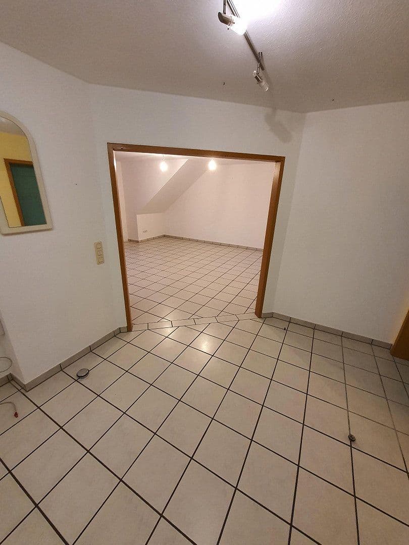 Pronájem bytu 4+1 103 m², Hansastraße 33, Kamen, Severní Porýní-Vestfálsko Pronájem bytu 4+1 103 m², Hansastraße 33, Kamen, Severní Porýní-Vestfálsko