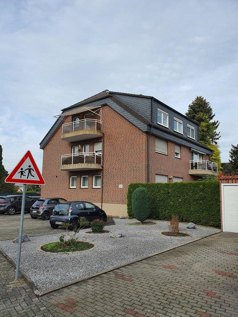 Pronájem bytu 4+1 103 m², Hansastraße 33, Kamen, Severní Porýní-Vestfálsko Pronájem bytu 4+1 103 m², Hansastraße 33, Kamen, Severní Porýní-Vestfálsko