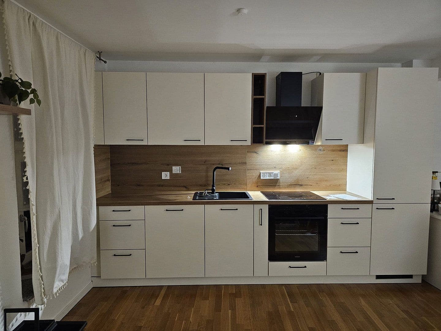 Pronájem bytu 4+1 84 m², Landshut, Bavorsko Pronájem bytu 4+1 84 m², Landshut, Bavorsko