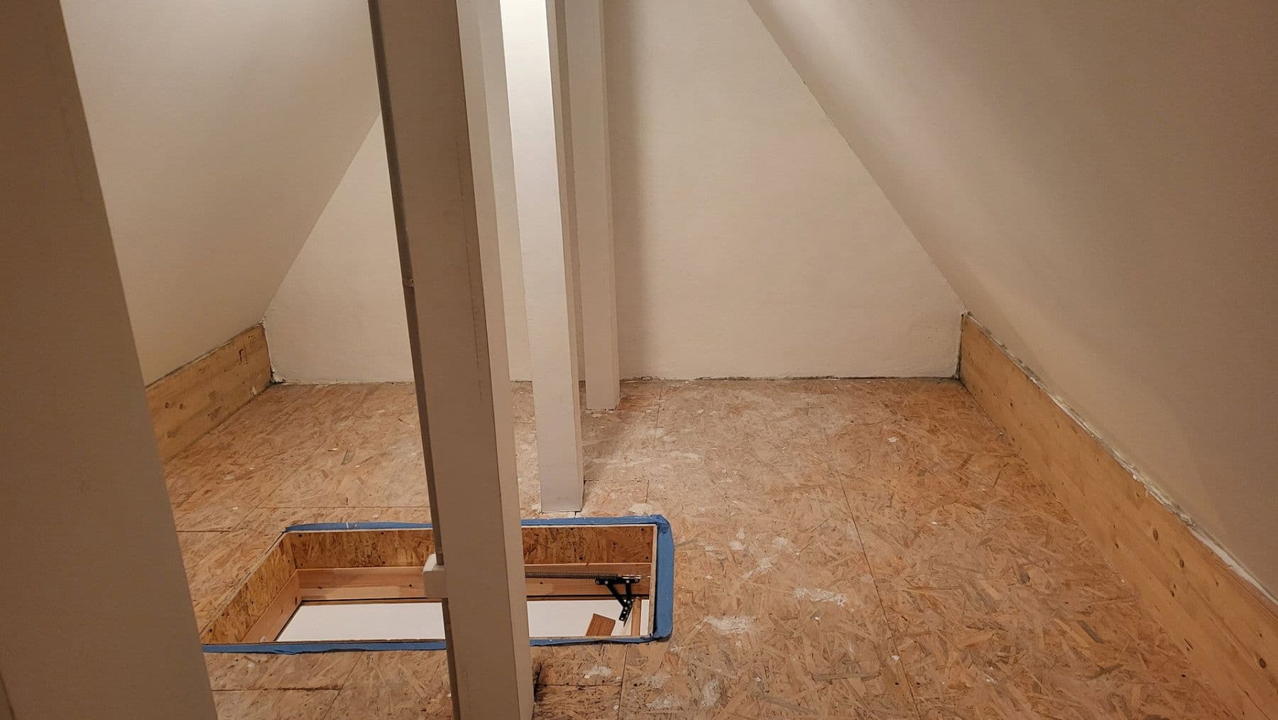 Pronájem bytu 4+1 84 m², Landshut, Bavorsko Pronájem bytu 4+1 84 m², Landshut, Bavorsko