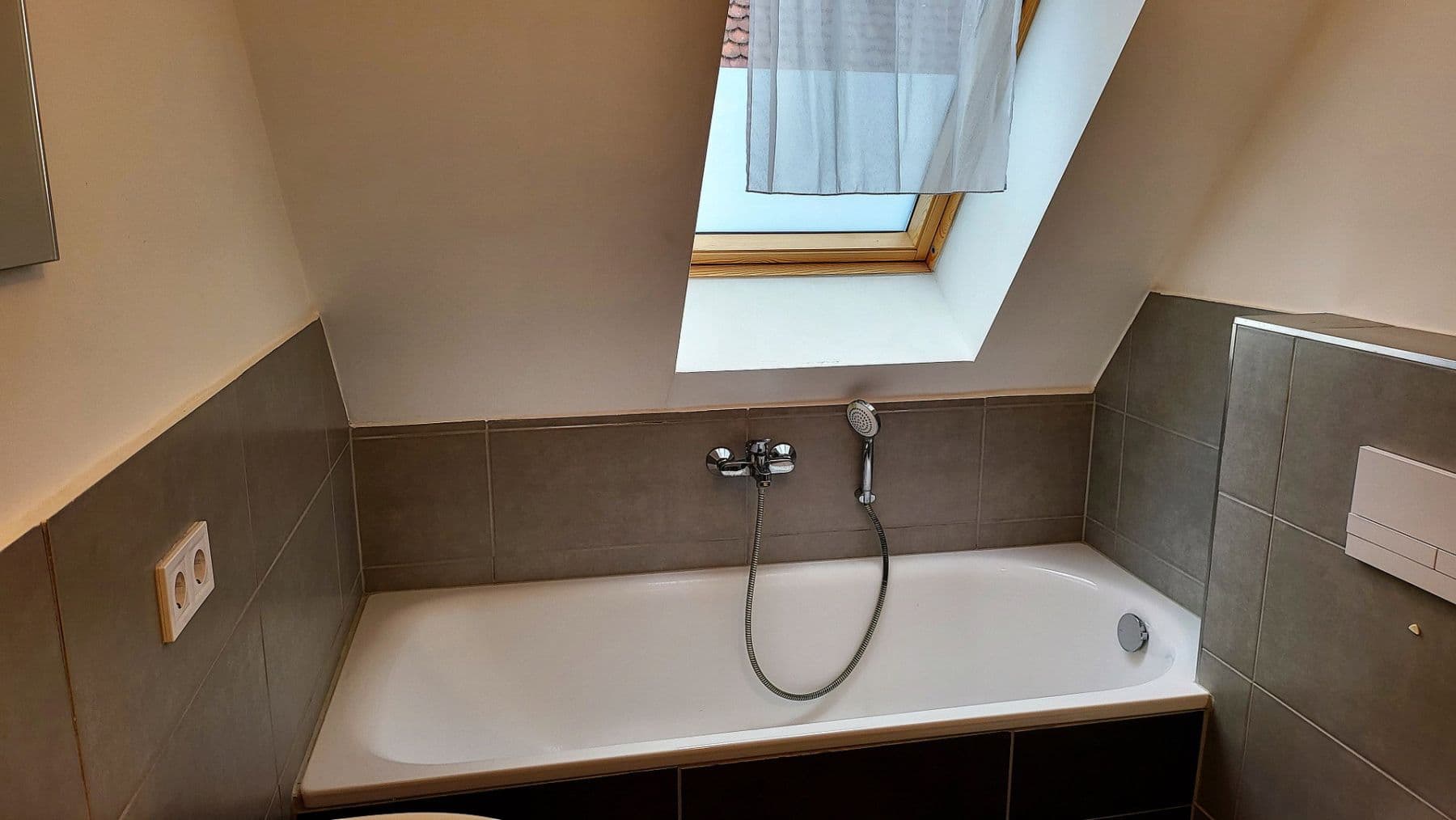Pronájem bytu 4+1 84 m², Landshut, Bavorsko Pronájem bytu 4+1 84 m², Landshut, Bavorsko