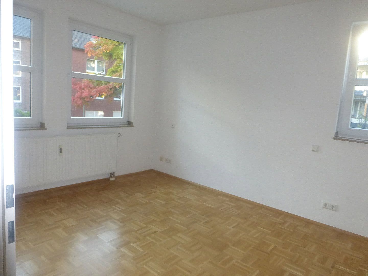 Pronájem bytu 2+1 67 m², Neuss, Severní Porýní-Vestfálsko Pronájem bytu 2+1 67 m², Neuss, Severní Porýní-Vestfálsko