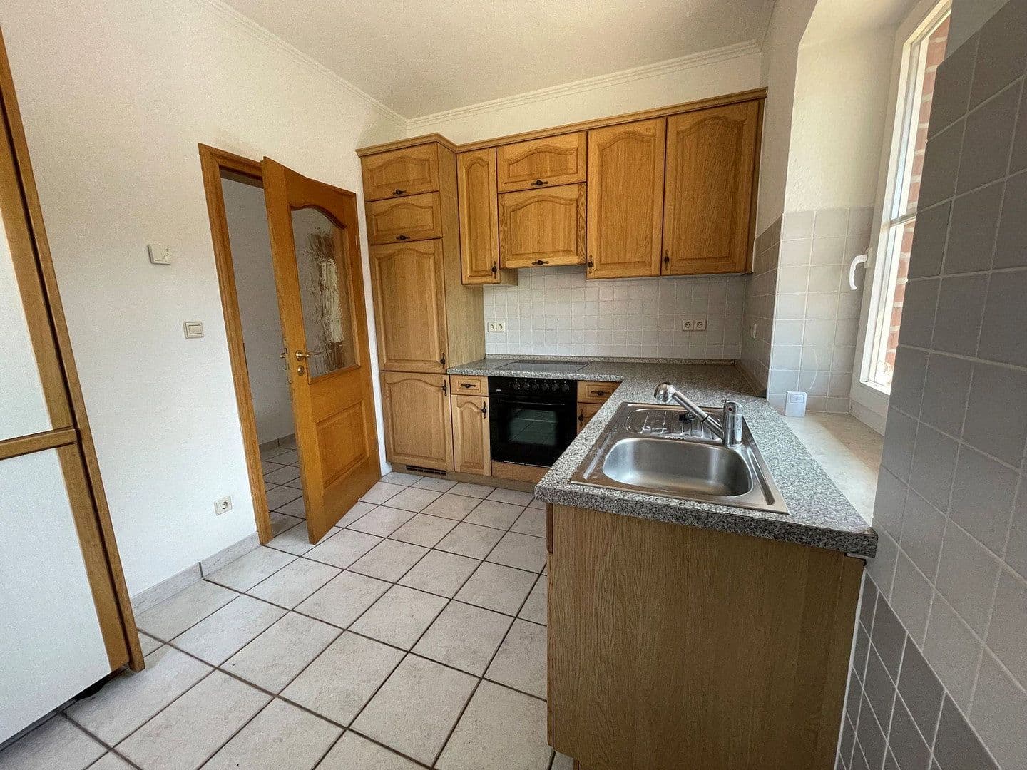 Prodej domu 631 m², pozemek 2.767 m², Neustadt am Rübenberge, Dolní Sasko Prodej domu 631 m², pozemek 2.767 m², Neustadt am Rübenberge, Dolní Sasko