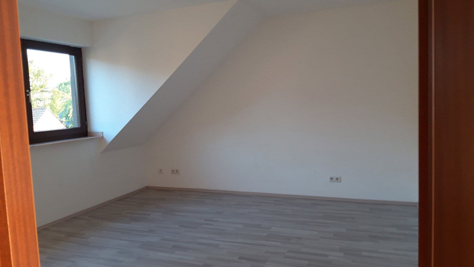 Prodej bytu 3+1 96 m², Kaarst, Severní Porýní-Vestfálsko Prodej bytu 3+1 96 m², Kaarst, Severní Porýní-Vestfálsko