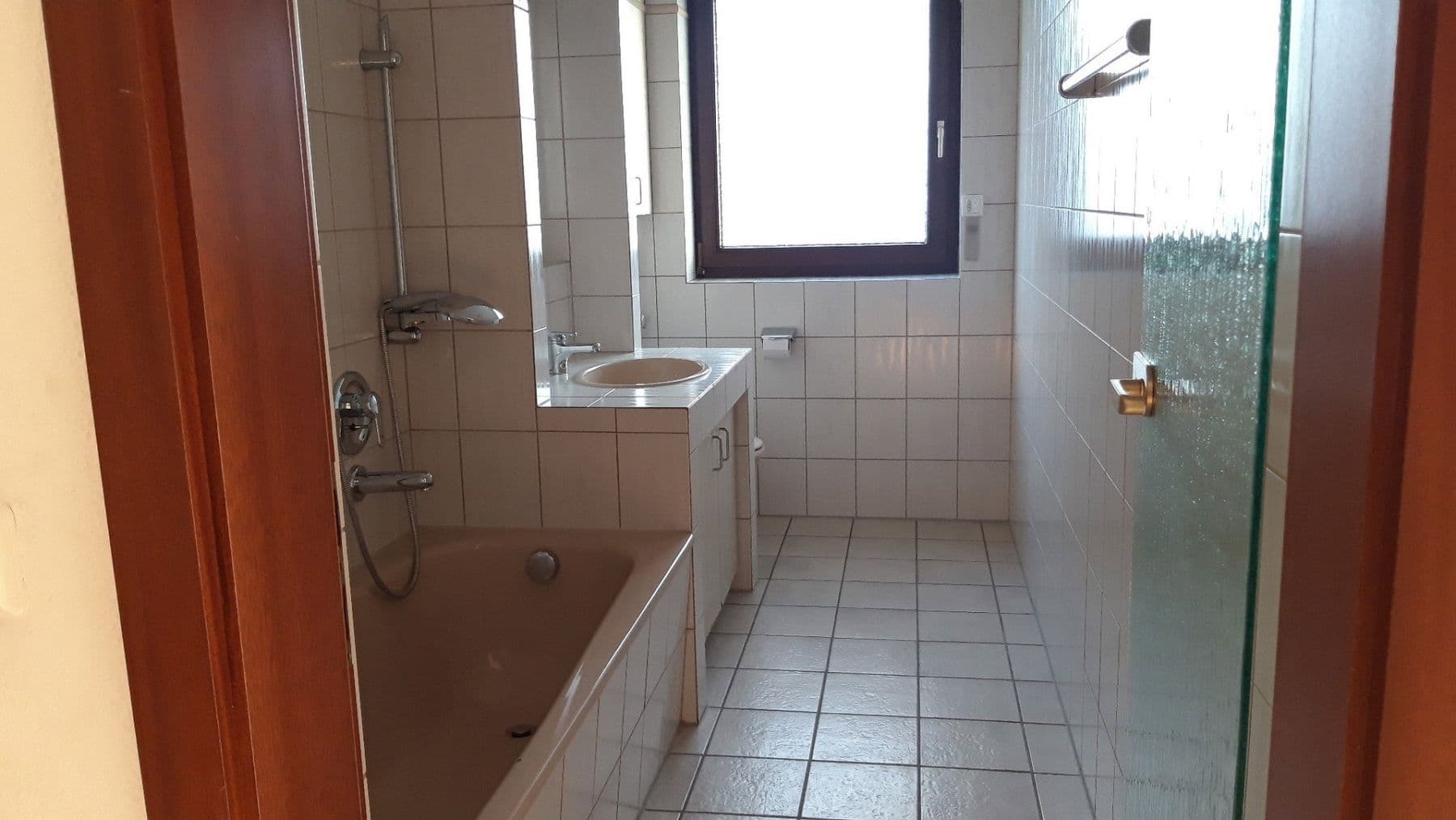 Prodej bytu 3+1 96 m², Kaarst, Severní Porýní-Vestfálsko Prodej bytu 3+1 96 m², Kaarst, Severní Porýní-Vestfálsko