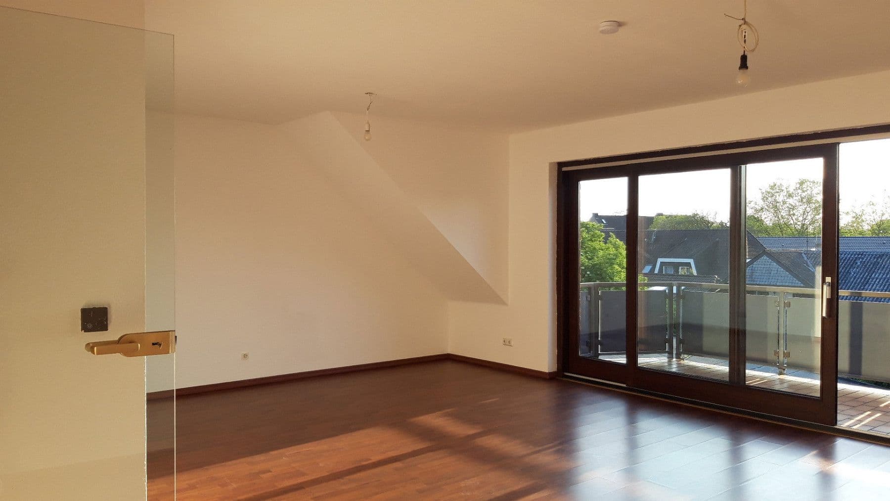 Prodej bytu 3+1 96 m², Kaarst, Severní Porýní-Vestfálsko Prodej bytu 3+1 96 m², Kaarst, Severní Porýní-Vestfálsko