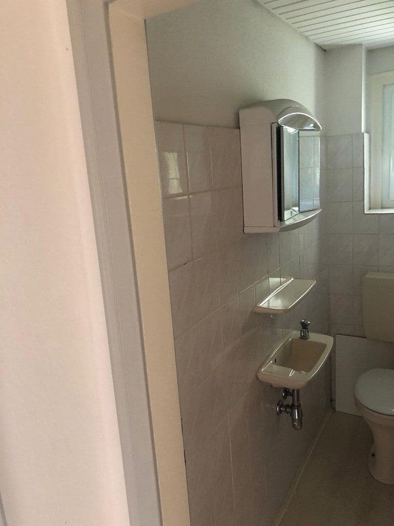 Pronájem bytu 3+1 68 m², Kirnbachstr. 79/1, Schramberg, Bádensko-Württembersko Pronájem bytu 3+1 68 m², Kirnbachstr. 79/1, Schramberg, Bádensko-Württembersko
