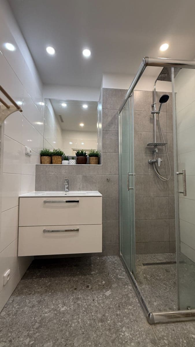 Pronájem bytu 1+kk 41 m², Pivovarnická, Praha, Praha Pronájem bytu 1+kk 41 m², Pivovarnická, Praha, Praha