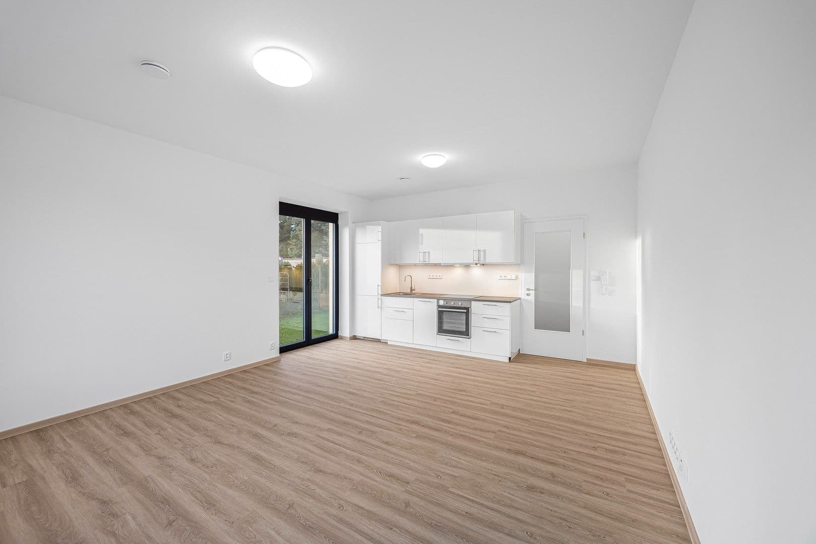 Pronájem bytu 1+kk 33 m², K dálnici, Praha, Praha Pronájem bytu 1+kk 33 m², K dálnici, Praha, Praha