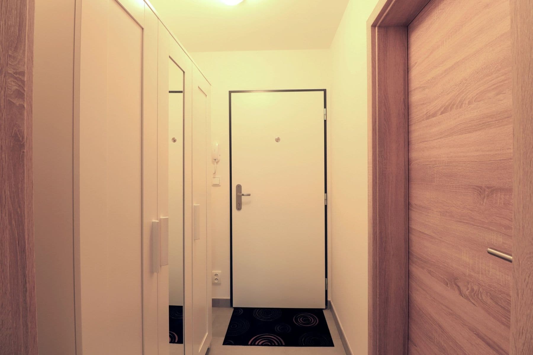 Pronájem bytu 1+kk 25 m², Augustina Lukeše, Brandýs nad Labem-Stará Boleslav, Středočeský kraj Pronájem bytu 1+kk 25 m², Augustina Lukeše, Brandýs nad Labem-Stará Boleslav, Středočeský kraj