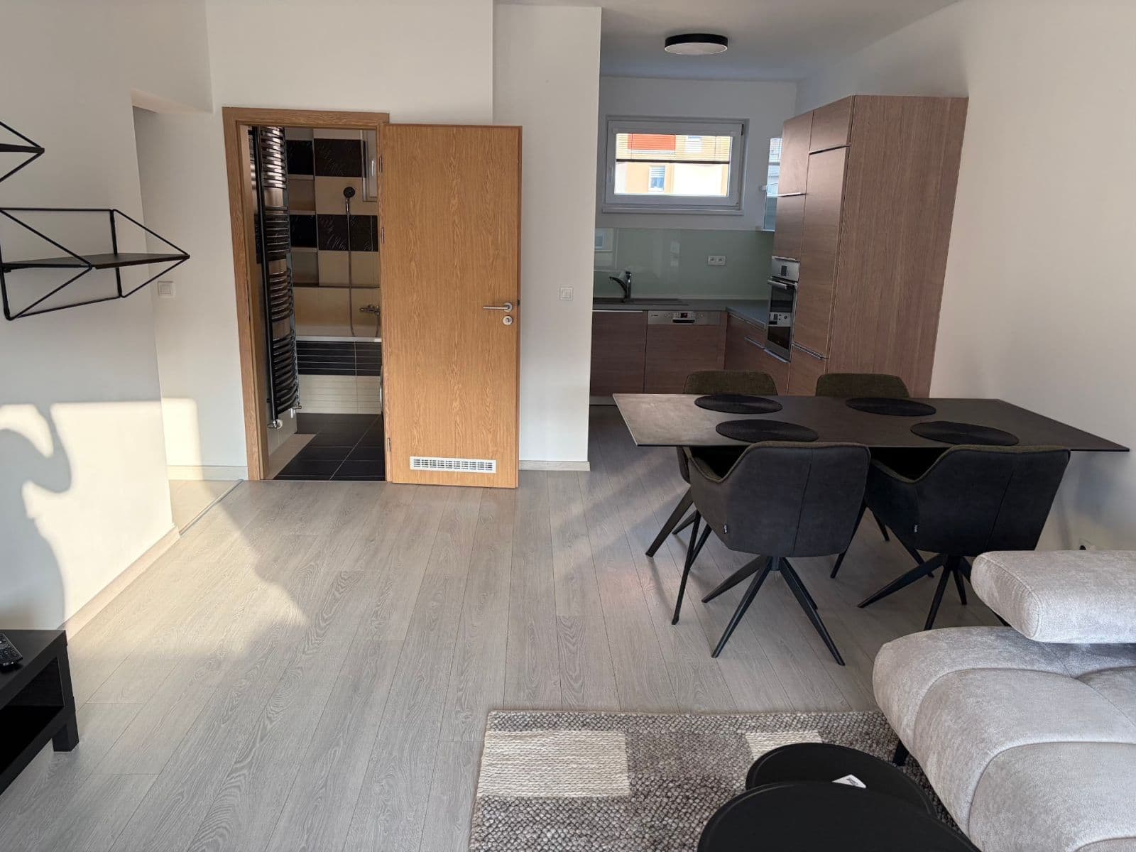 Pronájem bytu 2+kk 68 m², Hornoměcholupská, Praha, Praha Pronájem bytu 2+kk 68 m², Hornoměcholupská, Praha, Praha