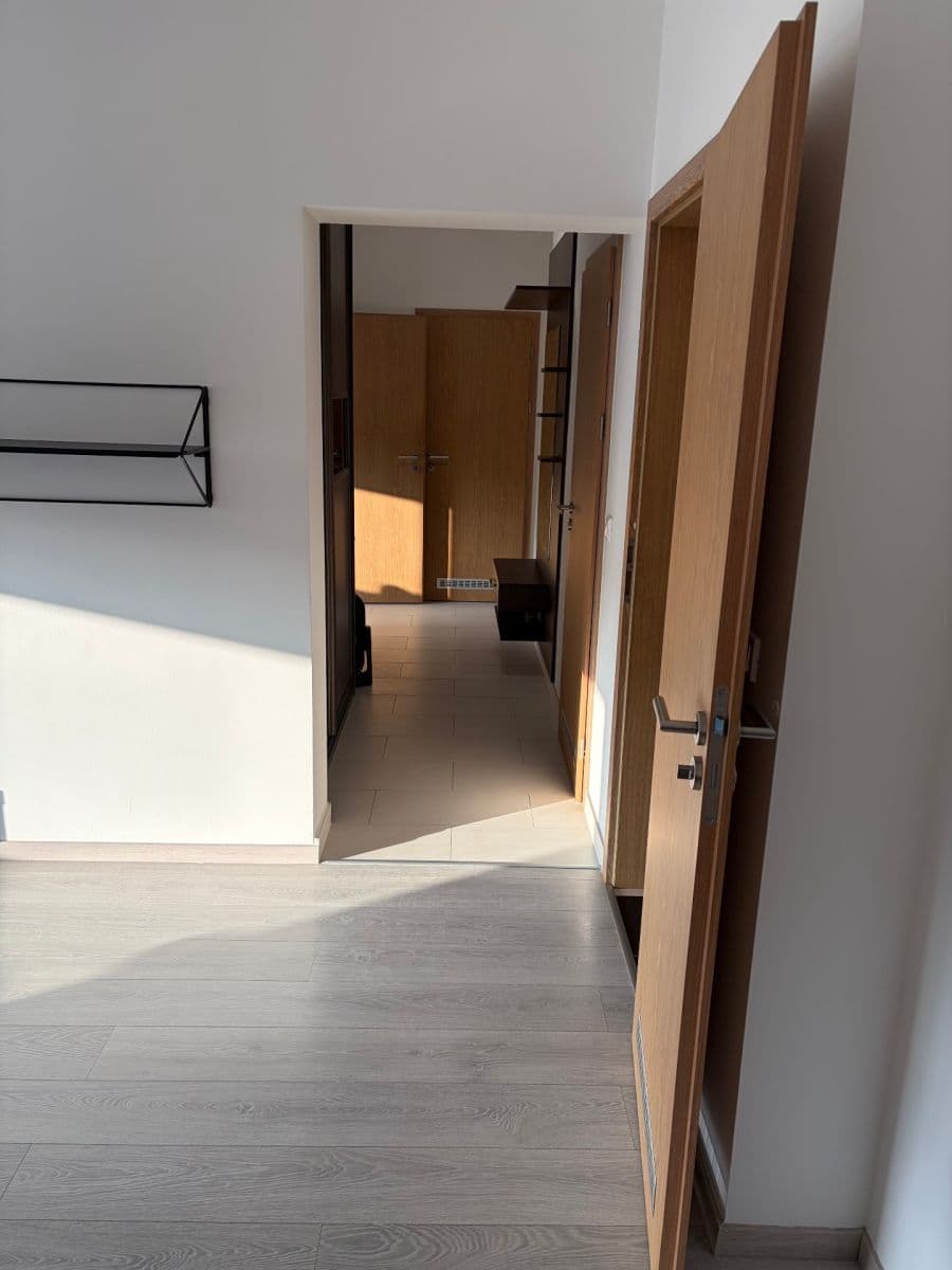 Pronájem bytu 2+kk 68 m², Hornoměcholupská, Praha, Praha Pronájem bytu 2+kk 68 m², Hornoměcholupská, Praha, Praha