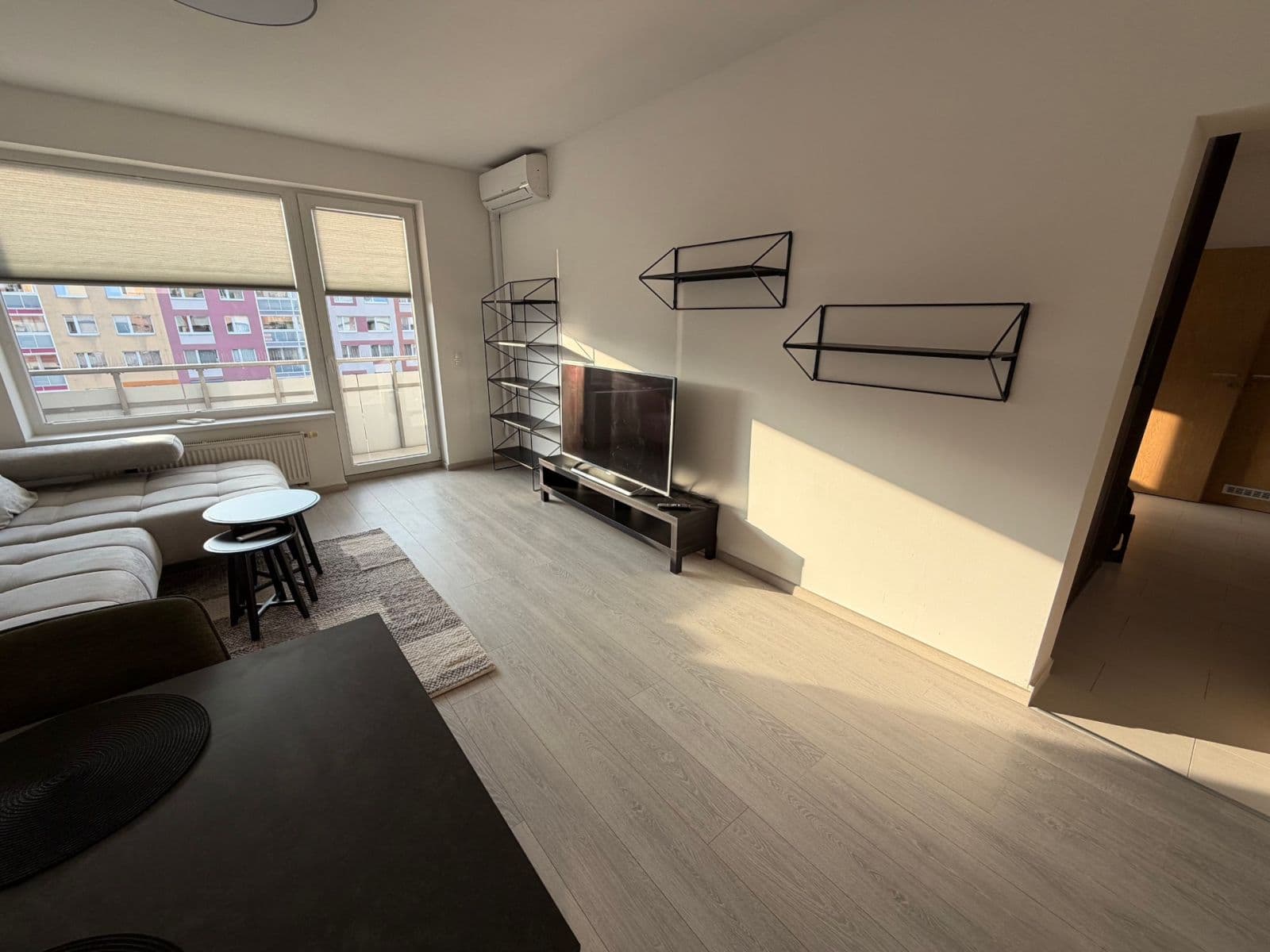 Pronájem bytu 2+kk 68 m², Hornoměcholupská, Praha, Praha Pronájem bytu 2+kk 68 m², Hornoměcholupská, Praha, Praha