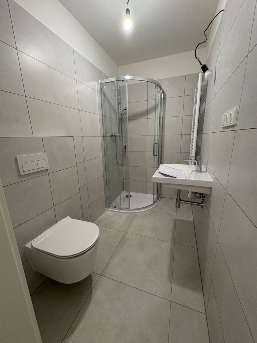 Pronájem bytu 1+kk 36 m², Kounická, Český Brod, Středočeský kraj Pronájem bytu 1+kk 36 m², Kounická, Český Brod, Středočeský kraj