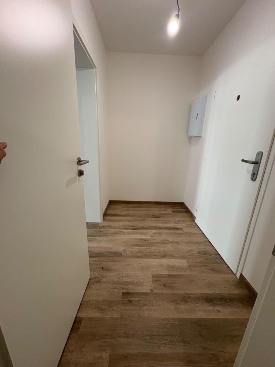 Pronájem bytu 1+kk 36 m², Kounická, Český Brod, Středočeský kraj Pronájem bytu 1+kk 36 m², Kounická, Český Brod, Středočeský kraj