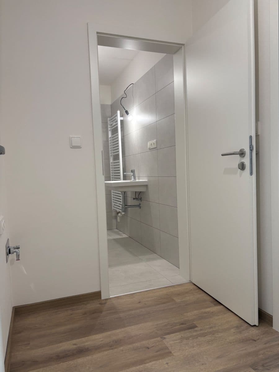 Pronájem bytu 1+kk 36 m², Kounická, Český Brod, Středočeský kraj Pronájem bytu 1+kk 36 m², Kounická, Český Brod, Středočeský kraj