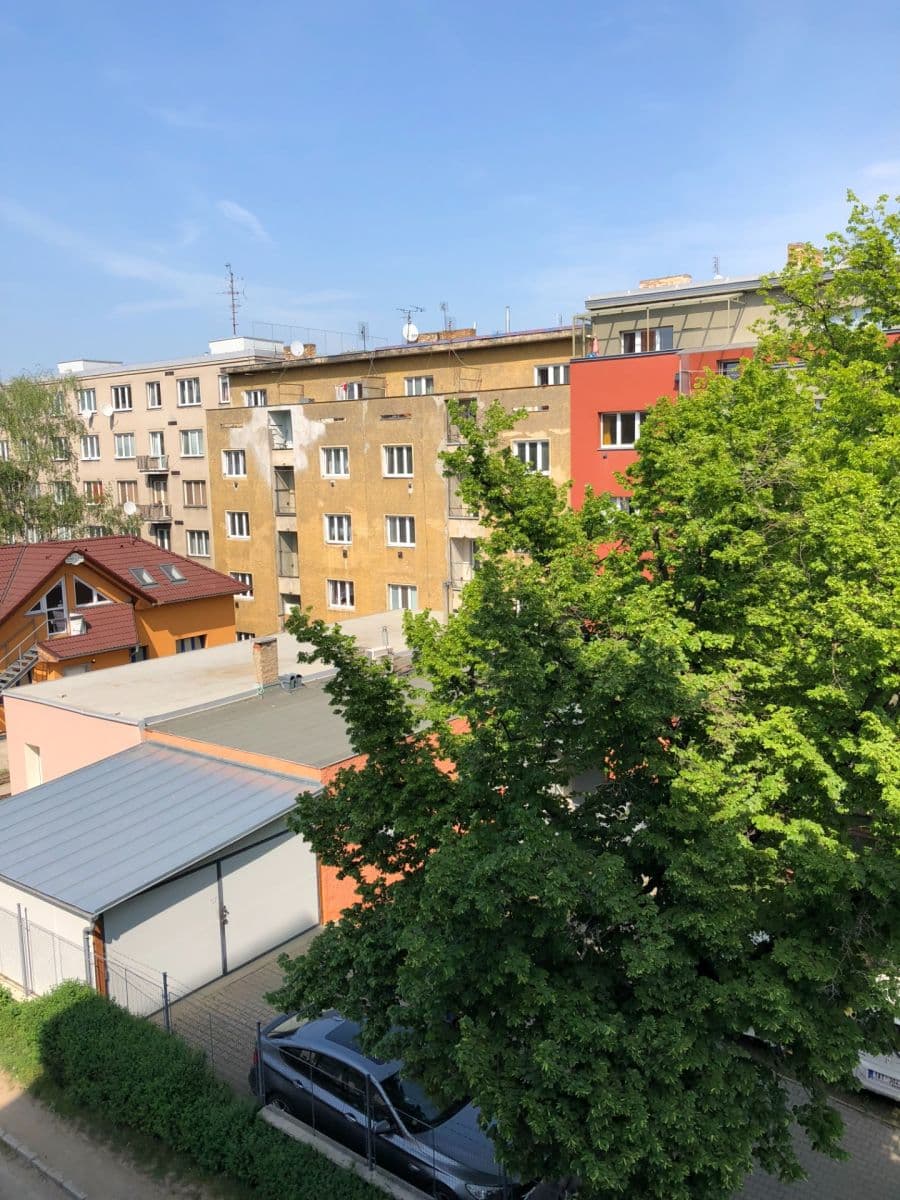 Prodej bytu 2+kk 42 m², Hodonínská, Praha, Praha Prodej bytu 2+kk 42 m², Hodonínská, Praha, Praha